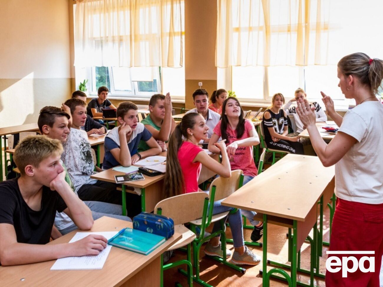 Переведення на бюджет можливе для дітей загиблих захисників України й інших категорій