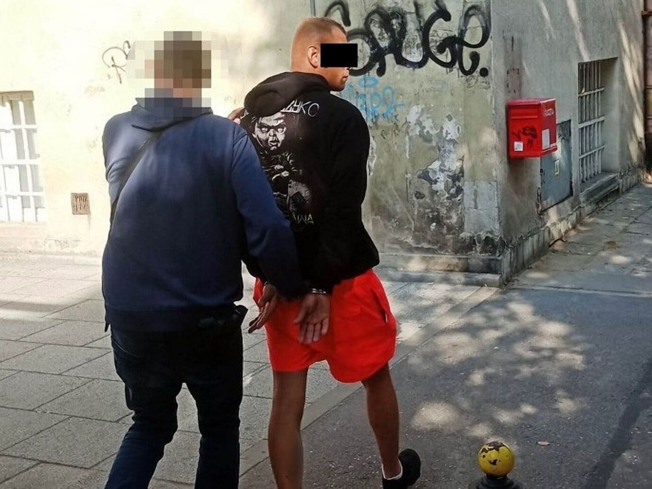 За даними поліції, наступного дня патруль затримав 41-річного чоловіка