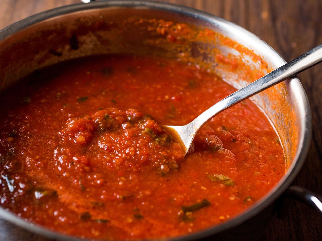 Для соуса понадобится 2 ст. л. сахара