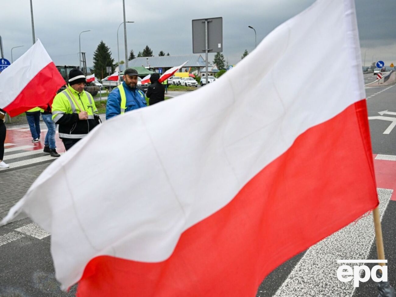 Причиной протеста митингующие назвали низкие цены на сбыт зерновой продукции, отметили в ГПСУ