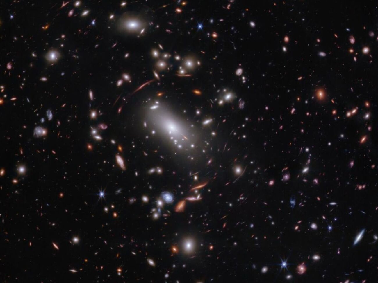 Астрономы заметили в космосе необычный объект