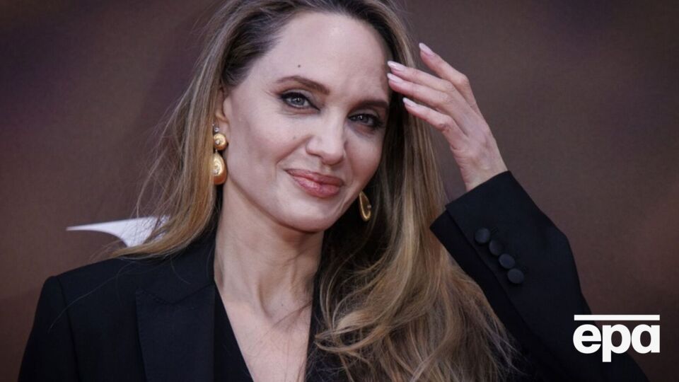 Джоли 4 июня исполнилось 50 лет