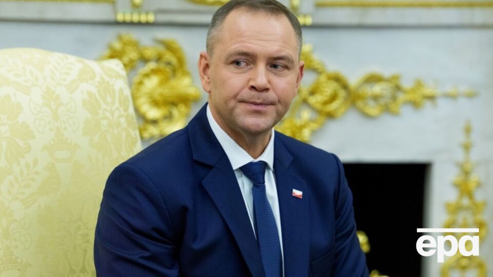 Навроцким как президентом страны не доволен каждый четвертый поляк с высшим образованием