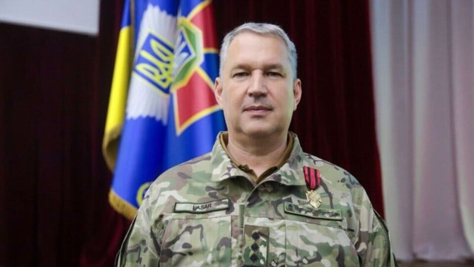 До полномасштабного вторжения РФ в Украину Елизаров был продюсером и партнером Шустера