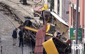 В Португалии в аварии с фуникулером погибли 16 человек