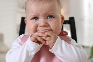 Избавиться от икоты поможет холодная вода