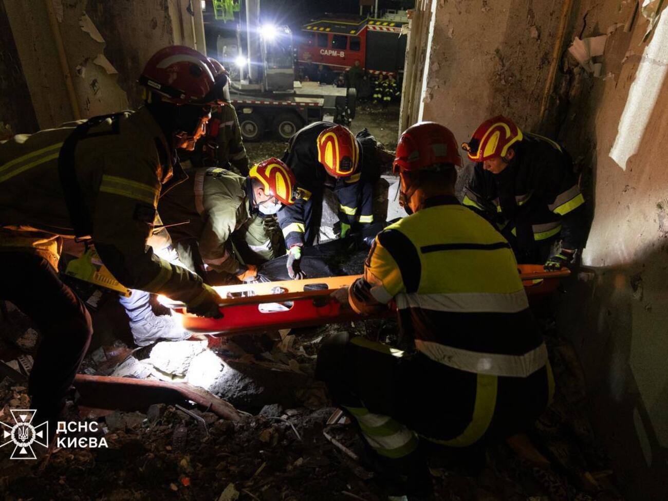 Рятувальники дістали тіло третього загиблого