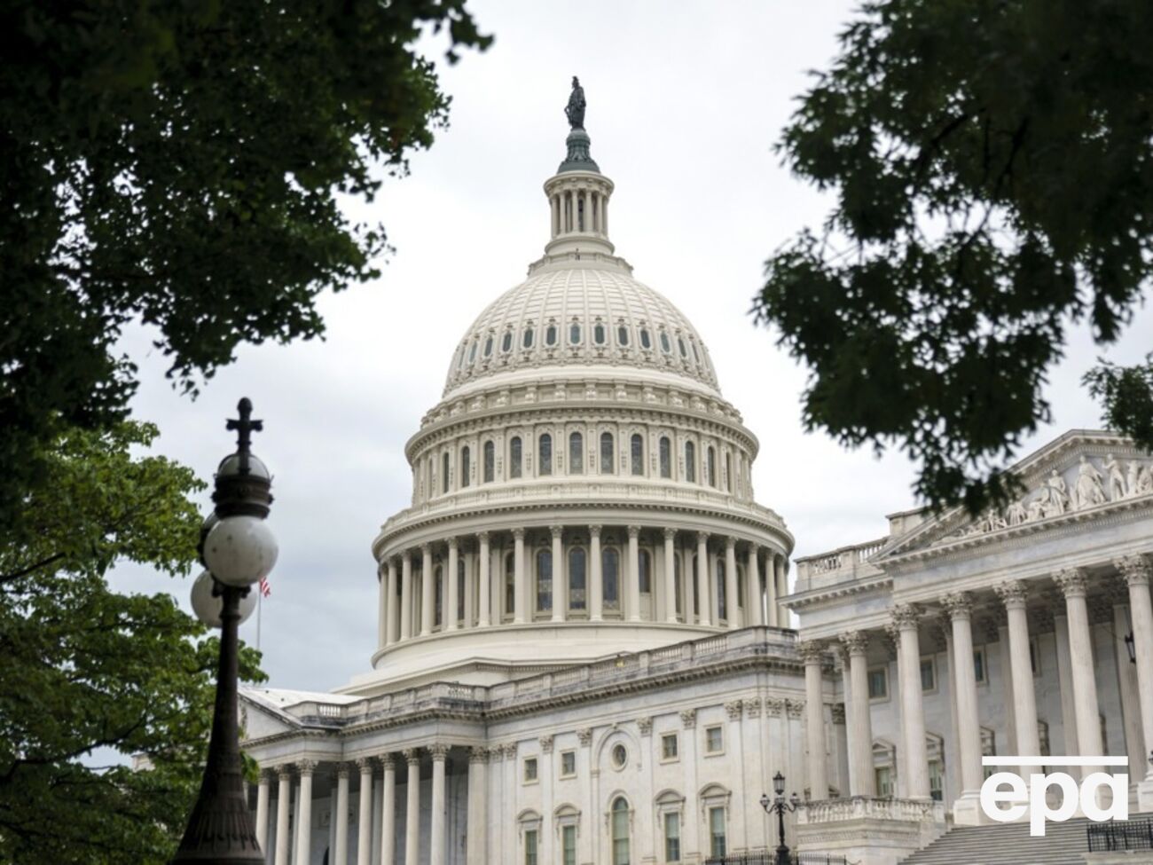 В Сенате считают, что встреча с Трампом не заставила Путина пойти на мир