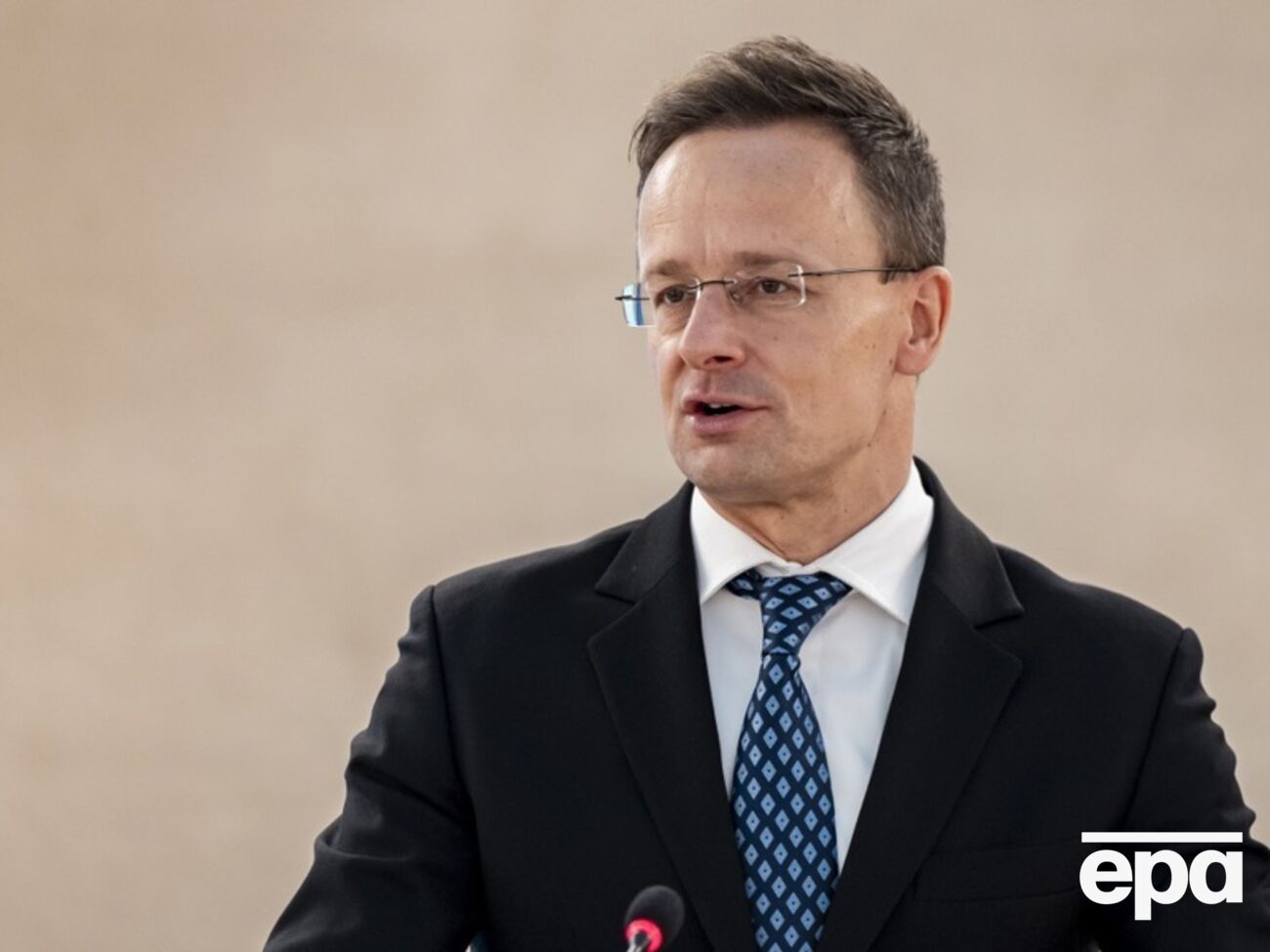 Сійярто стверджує, що альтернативи російській нафті в Угорщини немає