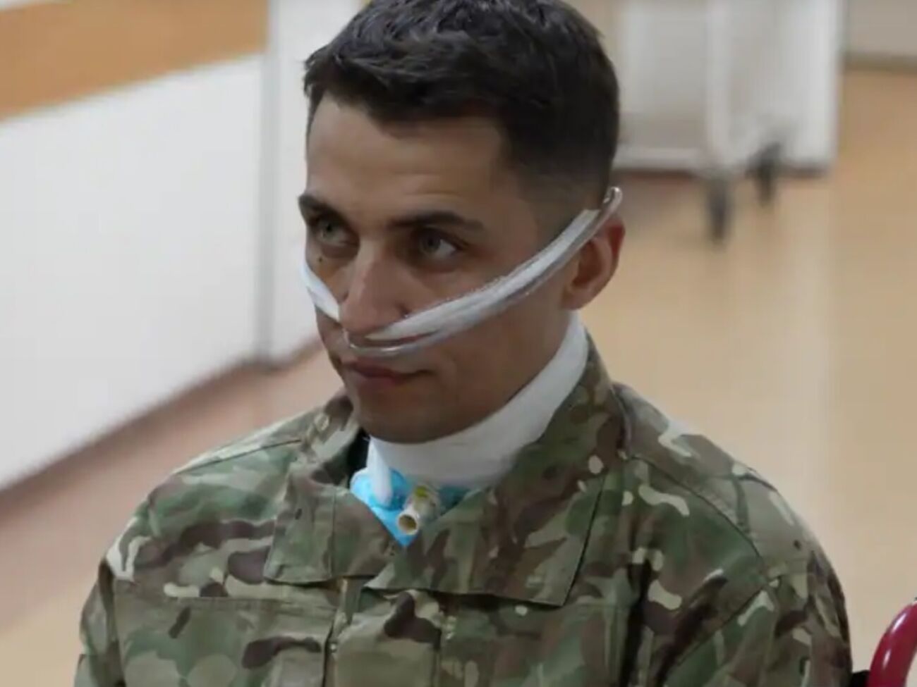 Поранений нацгвардієць п'ять днів добирався до своїх із перерізаним горлом