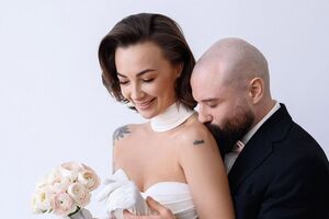 Розовый и Мерзликина поженились 8 марта 2023 года. О разводе с женой Розовый сообщил спустя год