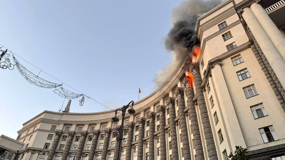 Мэр Киева предполагал, что здание правительства пострадало из-за дрона