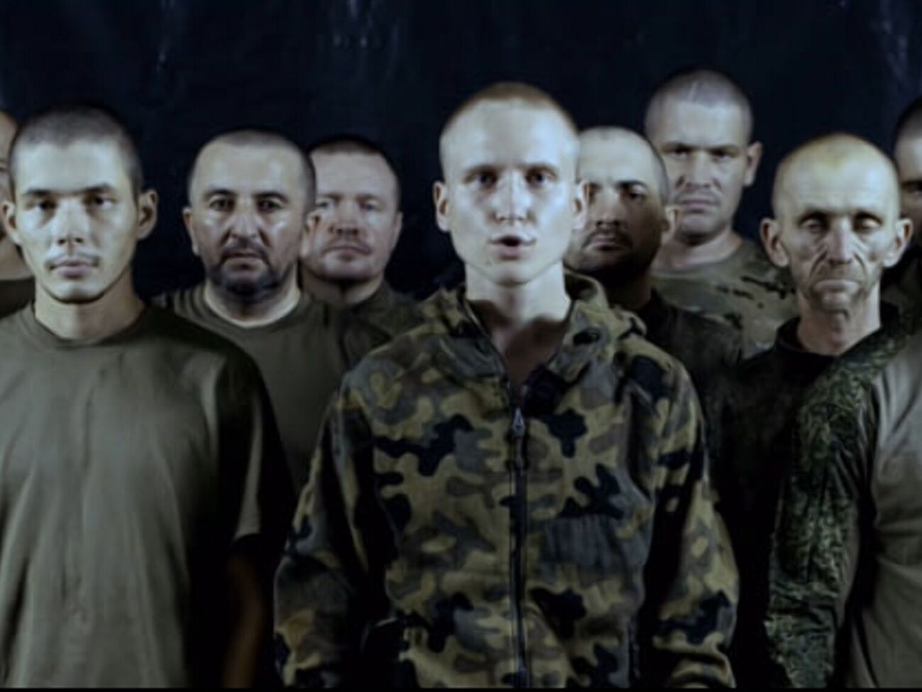 На видео пленные пехотинцы РФ поблагодарили украинских военных, что те сохранили им жизнь