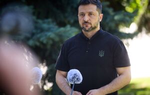 Зеленский объяснил, почему для Путина важен Донбасс