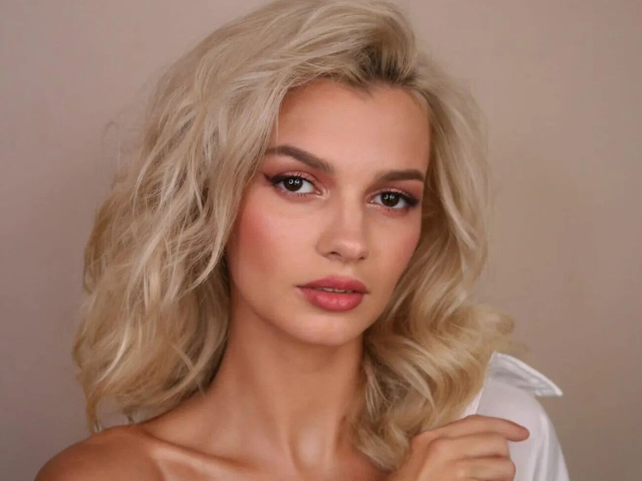 Смерть беженки используется в политической борьбе