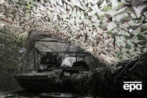 NYT считает, что активное использование дронов в российско-украинской войне заставляет стороны модернизировать танки фактически на ходу