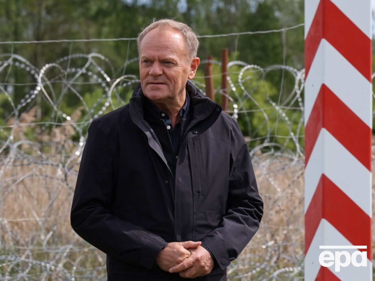 Туск объяснил, что решение о закрытии границ связано с военными учениями в Беларуси