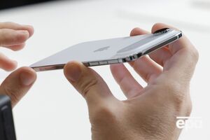 Завтовшки iPhone Air – 5,6 мм, важить – 165 г. Модель презентували в чотирьох кольорах