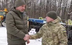 Кличко посетил 13 боевых подразделений в Харьковской области и на Донбассе