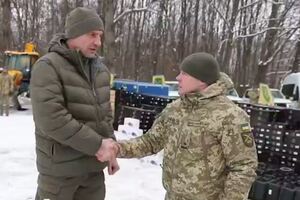 Кличко відвідав 13 бойових підрозділів у Харківській області й на Донбасі
