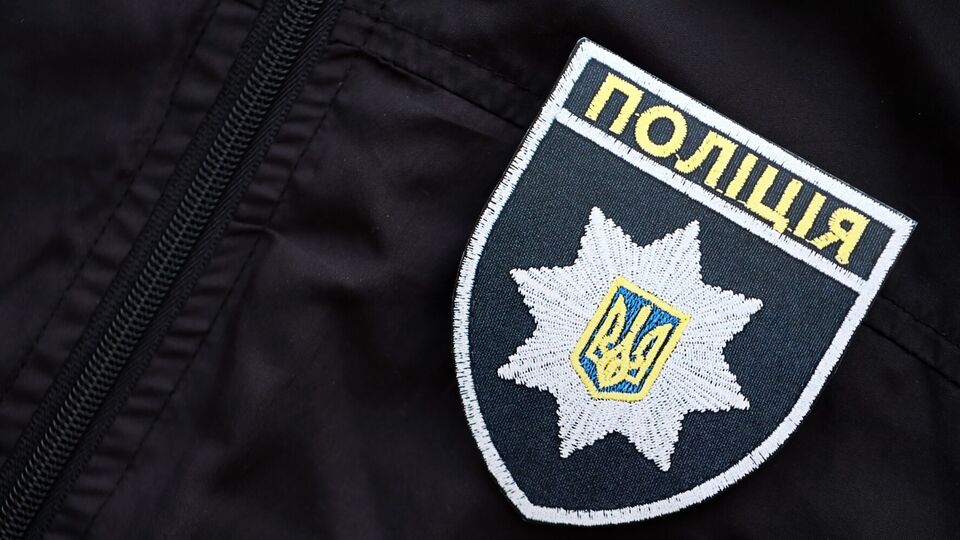 Правоохоронці зібрали цікаву добірку звернень, які надходять на спецлінію 102