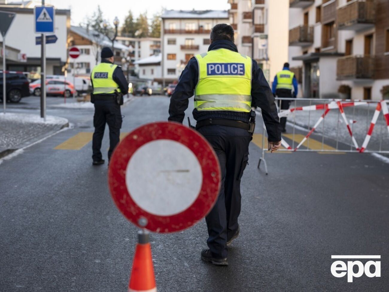 Місцева поліція офіційно не заявляла про таку кількість загиблих