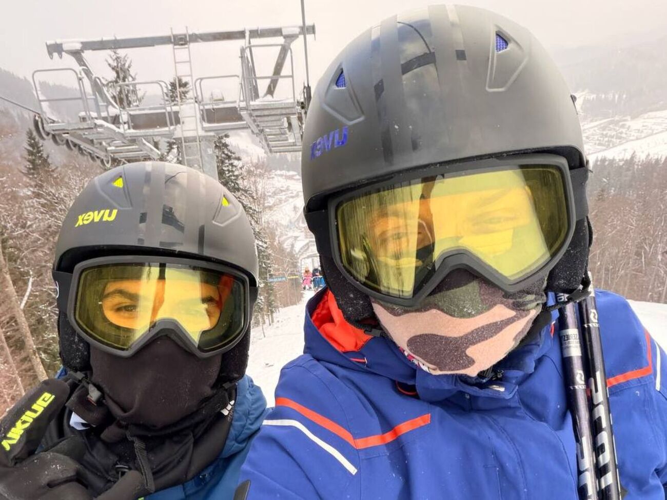 Демин: Снег валит за весь декабрь