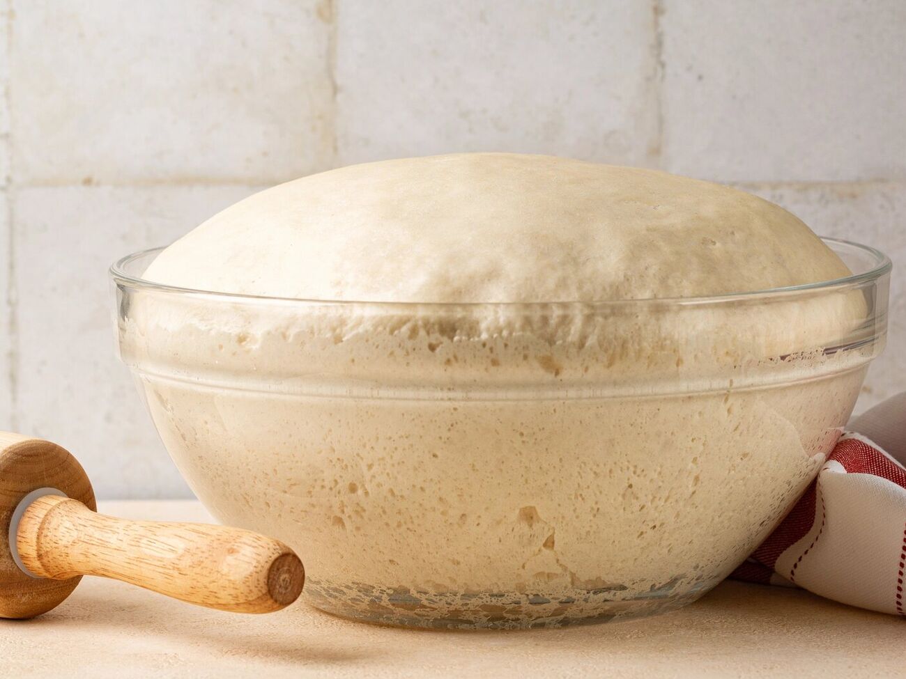 Тесто должно подняться примерно за два часа