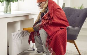 Якщо у приміщенні немає опалення, потрібно одягтися за принципом багатошаровості й додатково вкритися пледом або ковдрою