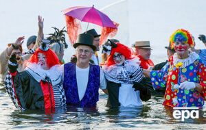 "Рубили и пилили". В Германии, несмотря на мороз, прошел ледяной карнавал. Фоторепортаж