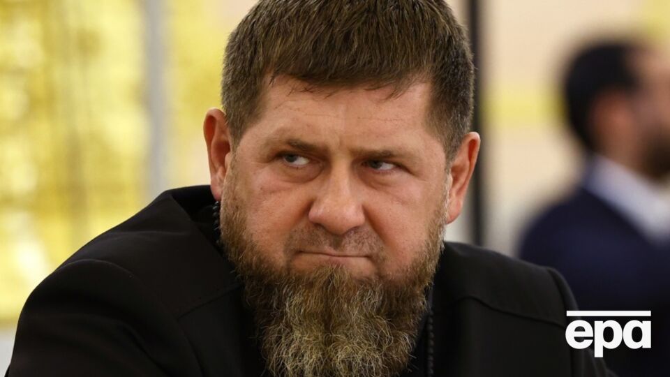 Кадыров находится в собственной больнице в Чечне, сообщили источники СМИ в ГУР МО