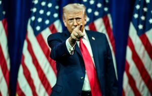 Трамп "настійно" рекомендував Кубі укласти угоду, поки "не стало занадто пізно"