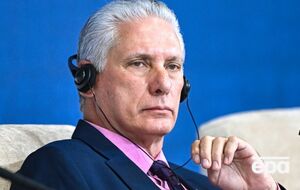 Диас-Канель заявил, что Куба подвергается "драконовским мерам" со стороны США