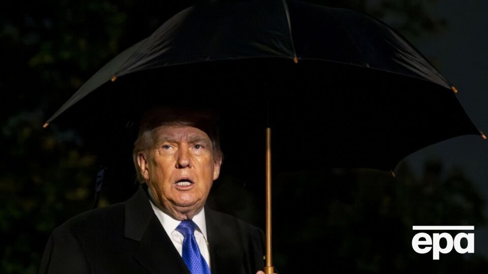 Трамп хочет, чтобы Маск обеспечил Иран спутниковым интернетом