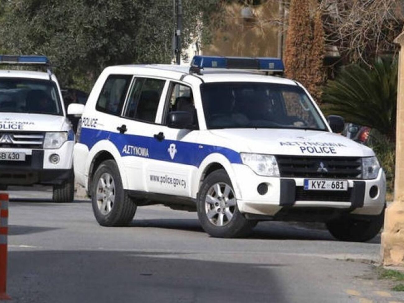 За даними ЗМІ, на місце смерті дипломата поліцію Кіпру не пустили