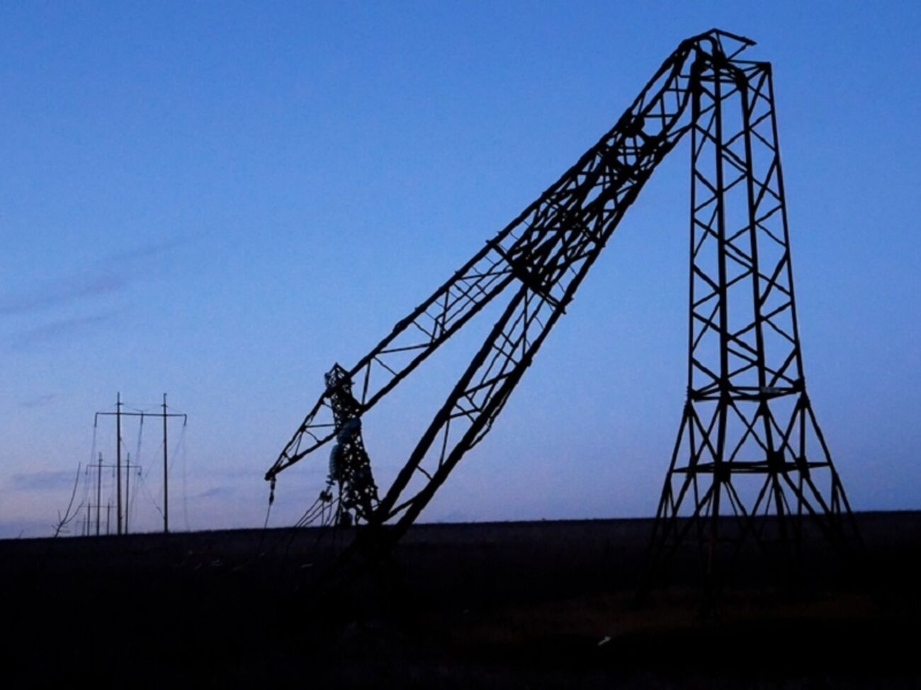 ДТЭК сообщил о рекордном количестве возобновлений электричества на прошлой неделе