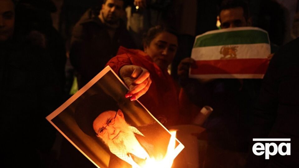 Протесты в Иране продолжаются с декабря прошлого года