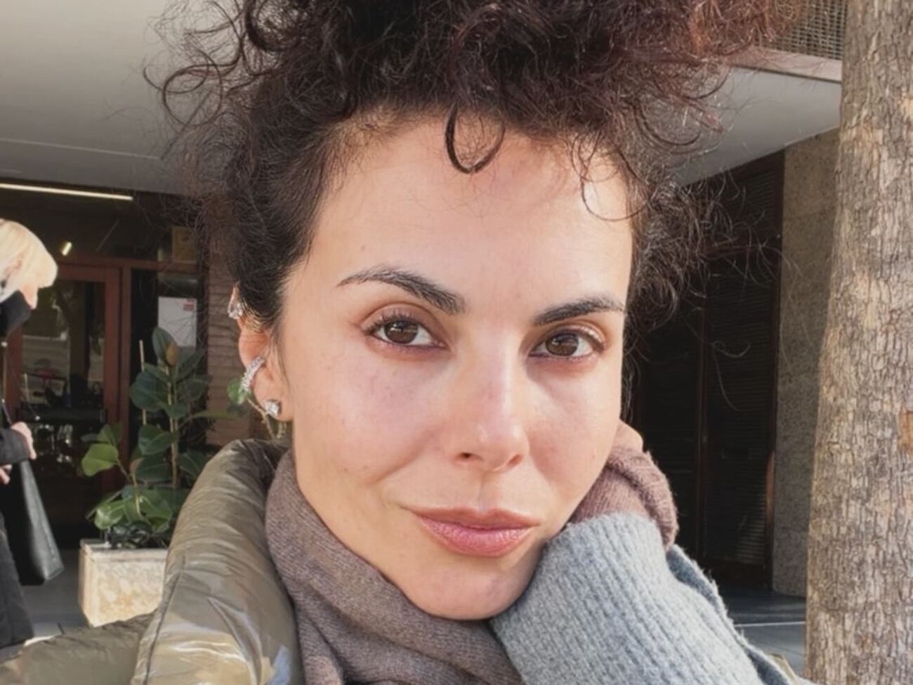 Каменских с лета 2025 года живет за границей