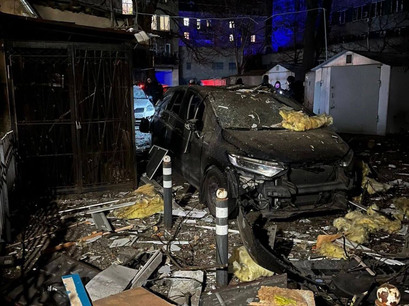 Повреждено жилье, социальные объекты и машины