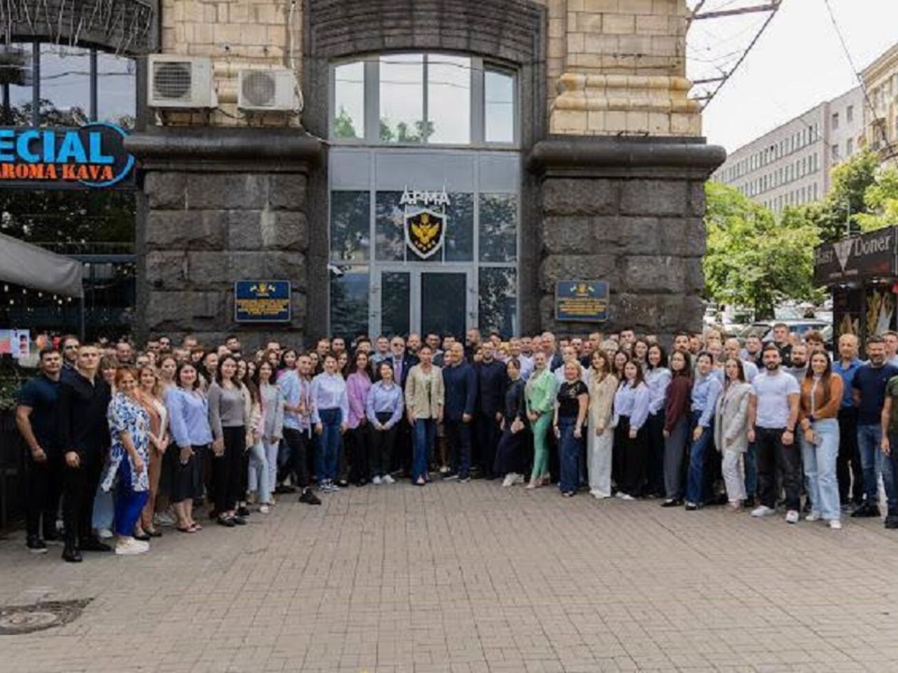 Арма не защищает интересы государства, сказала Дума