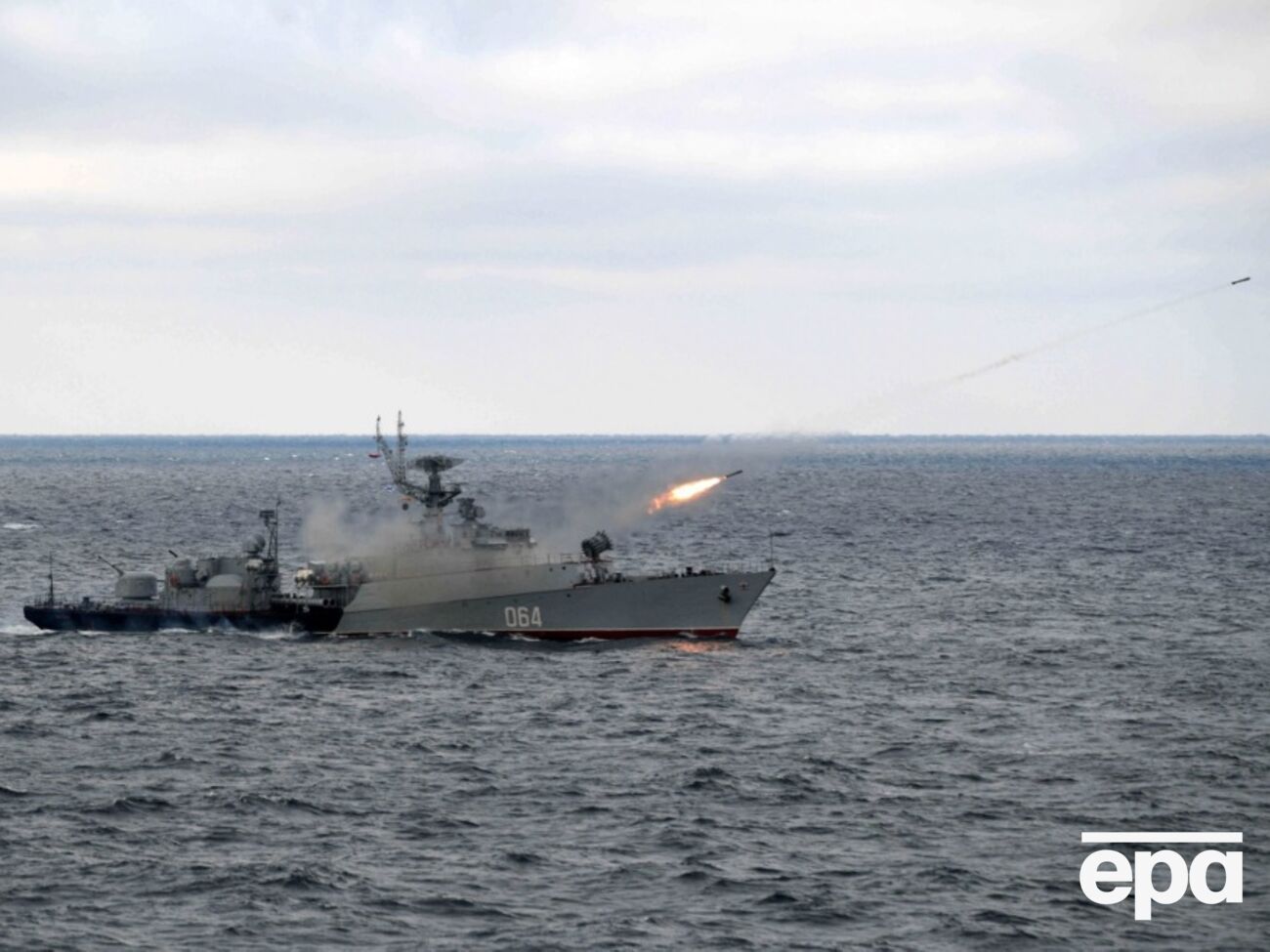 Уражати ракетоносії в морі складно через короткий проміжок часу на підготовку й високу потаємність підводних човнів