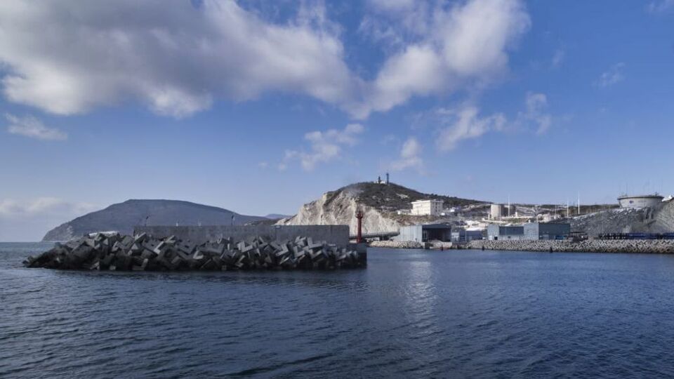 В декабре 2025 года СМИ писали, что украинские дроны остановили главный маршрут экспорта казахстанской нефти через Черное море