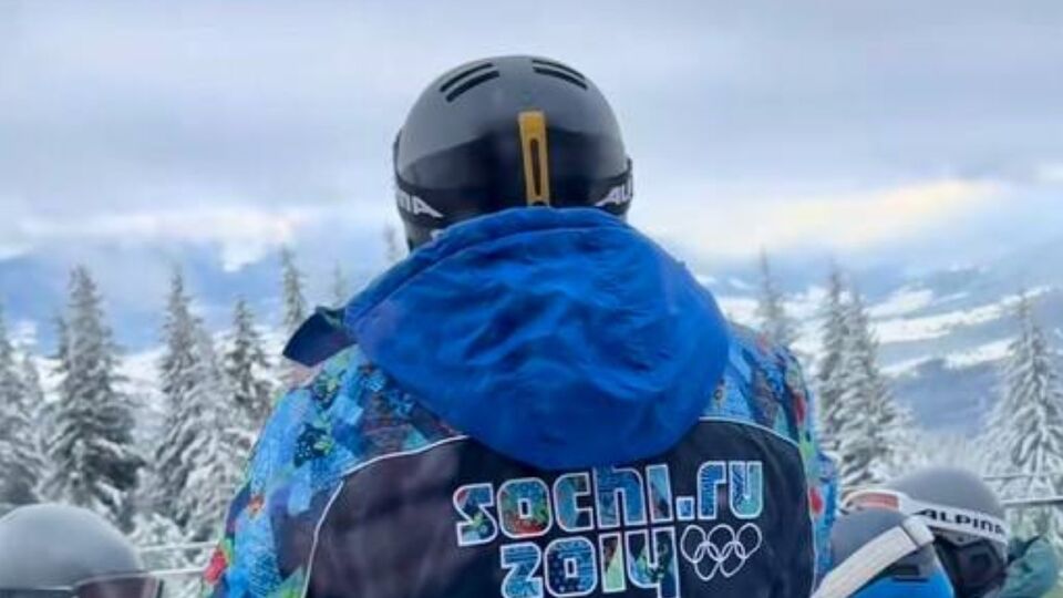 Владелец магазина, где продали эту куртку иностранцу, утилизировал аналогичную одежду, уточнили в патрульной полиции