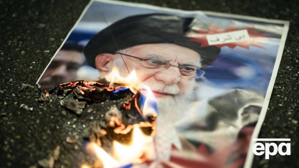 Массовые антиправительственные протесты в Иране начались 28 декабря 2025 года