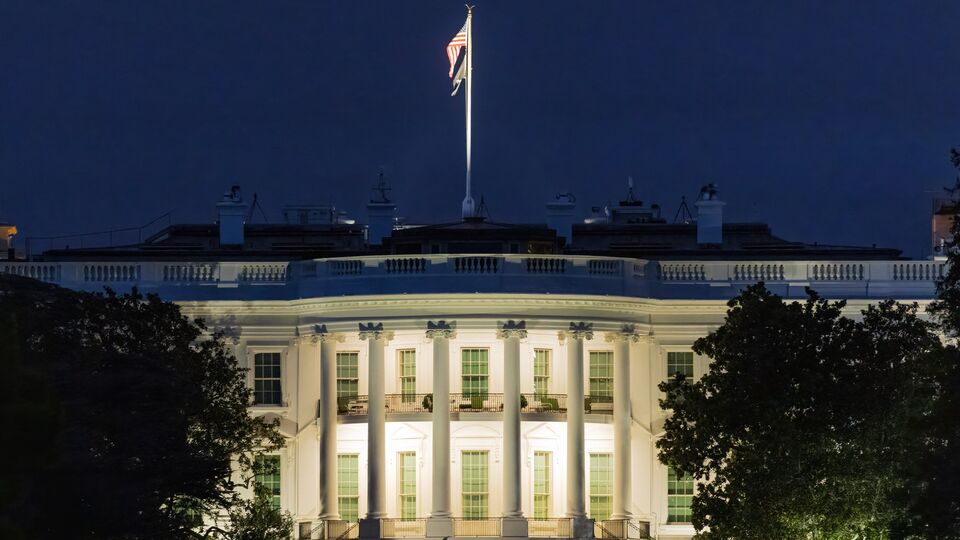 В Белом доме считают, что вероятность удара по Ирану выше, чем его отсутствие, отметила WSJ