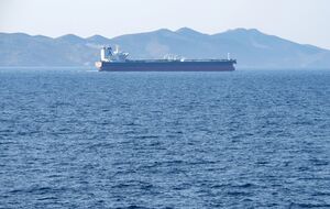 За даними ЗМІ, військові Великобританії готуються до штурму суден "тіньового флоту"