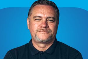 Посмотрел тендеры фирмы, в которой забронировался "исландский" пиар-ас Иванов. Мощно зарабатывают