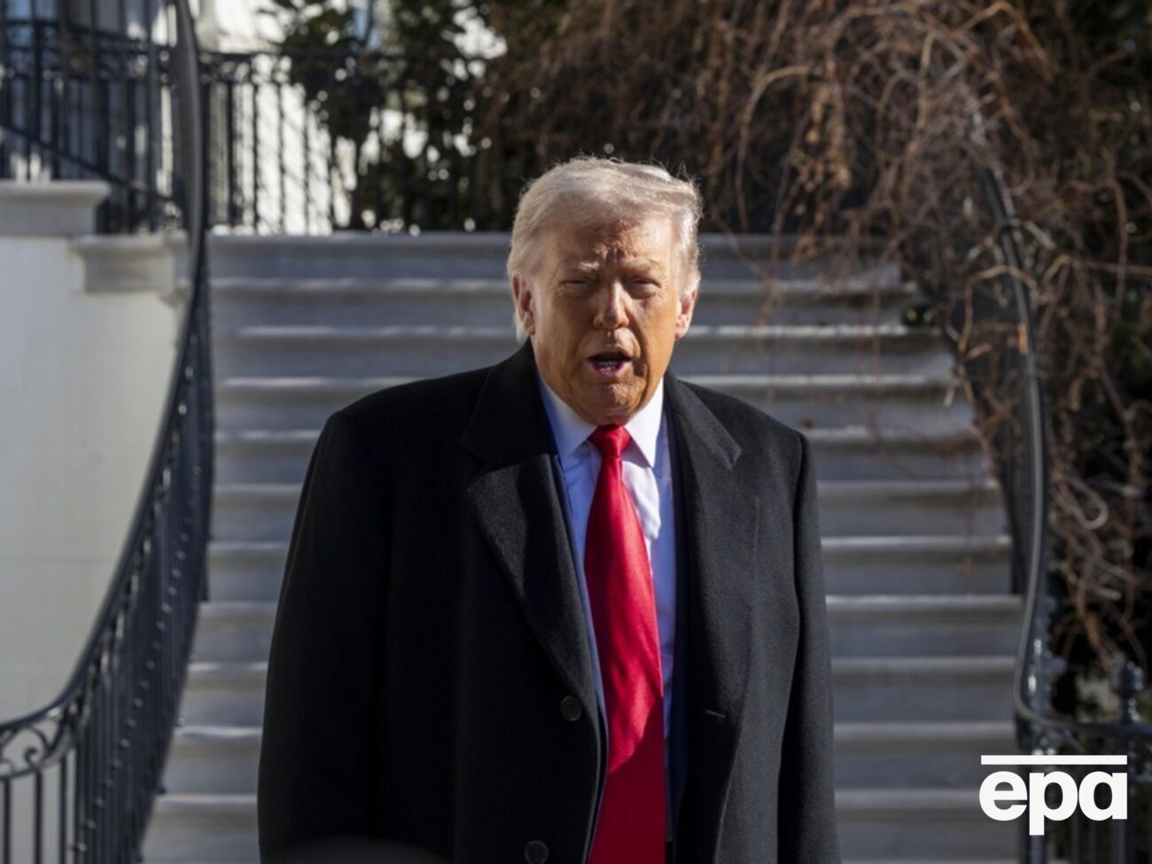 НАТО будет эффективнее, если США получат Гренландию, считает Трамп