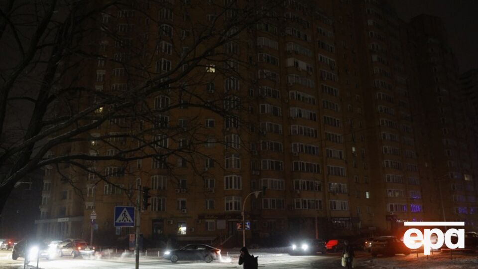 Киевляне около трех часов со светом и до 10 – без