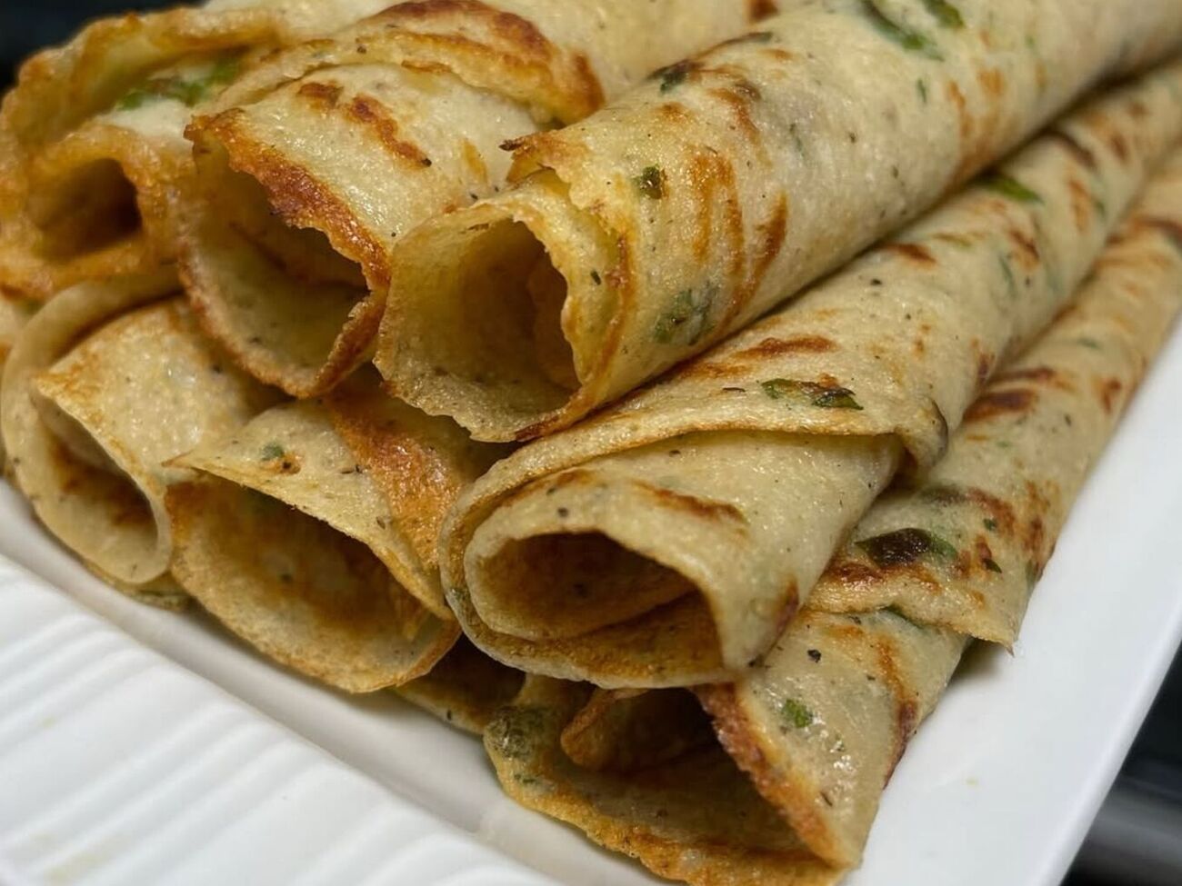 Обсмажуйте картопляні млинці, як звичайні, на середньому вогні з обох боків до золотавої скоринки